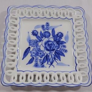 Decorative Blue White Floral Plate